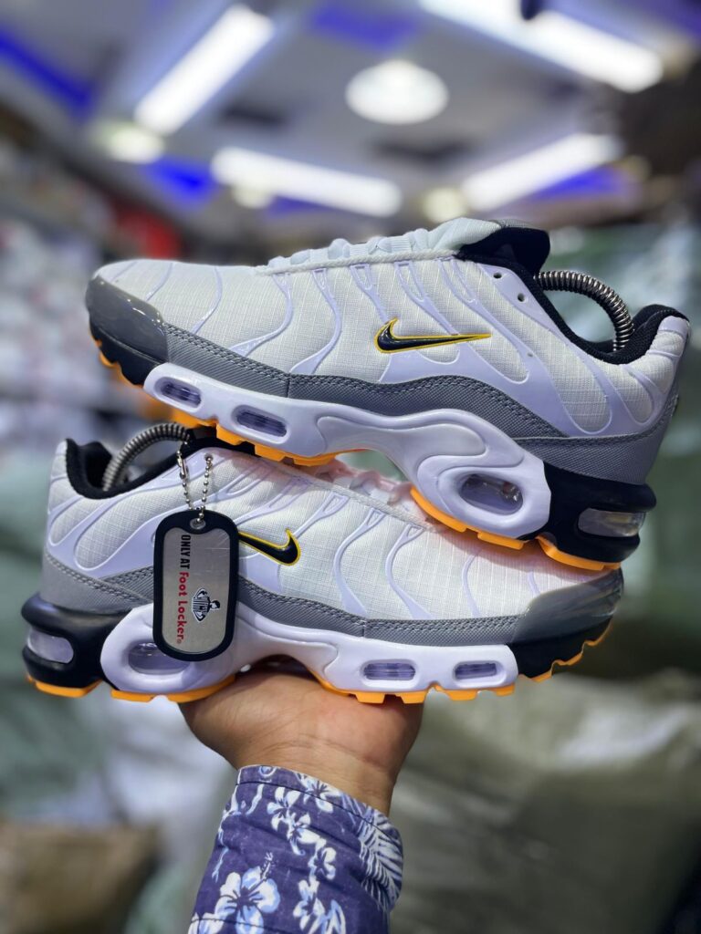 Tn Blanco white
